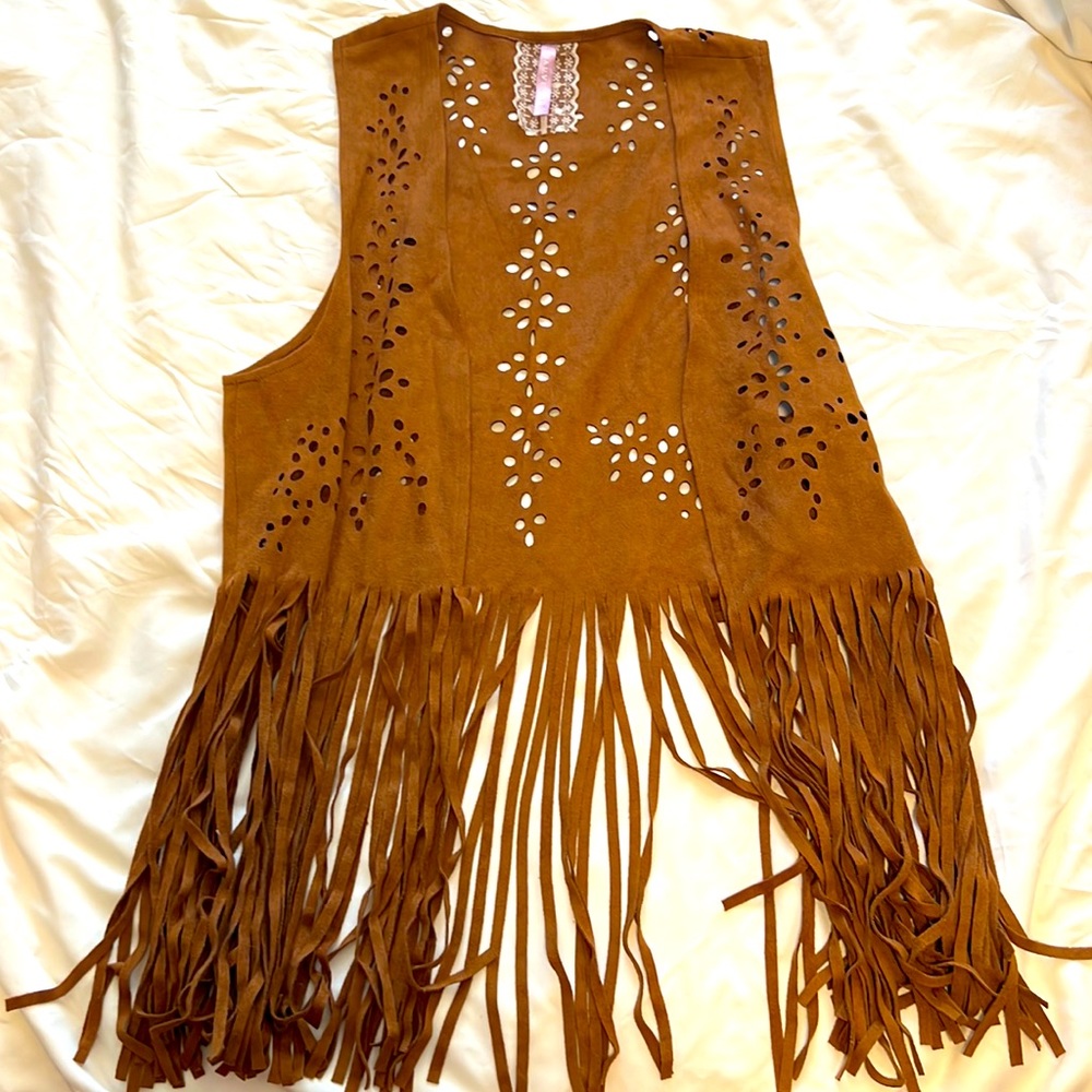 Faux suede fringed vest with cutout details - size small